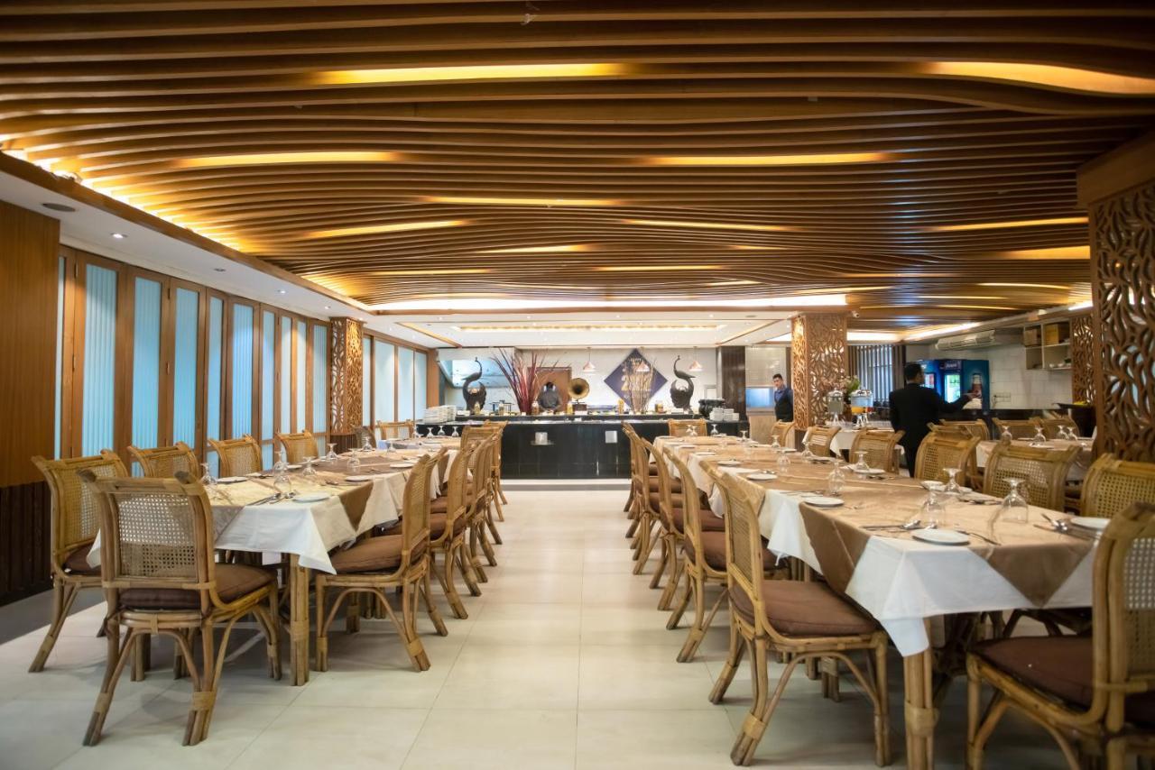 Jatra Hotel Grand Royal Dhaka Extérieur photo