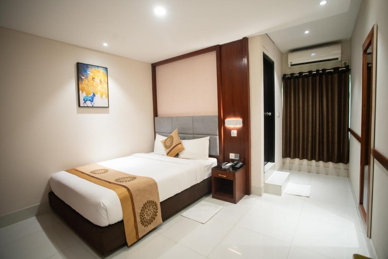 Jatra Hotel Grand Royal Dhaka Extérieur photo