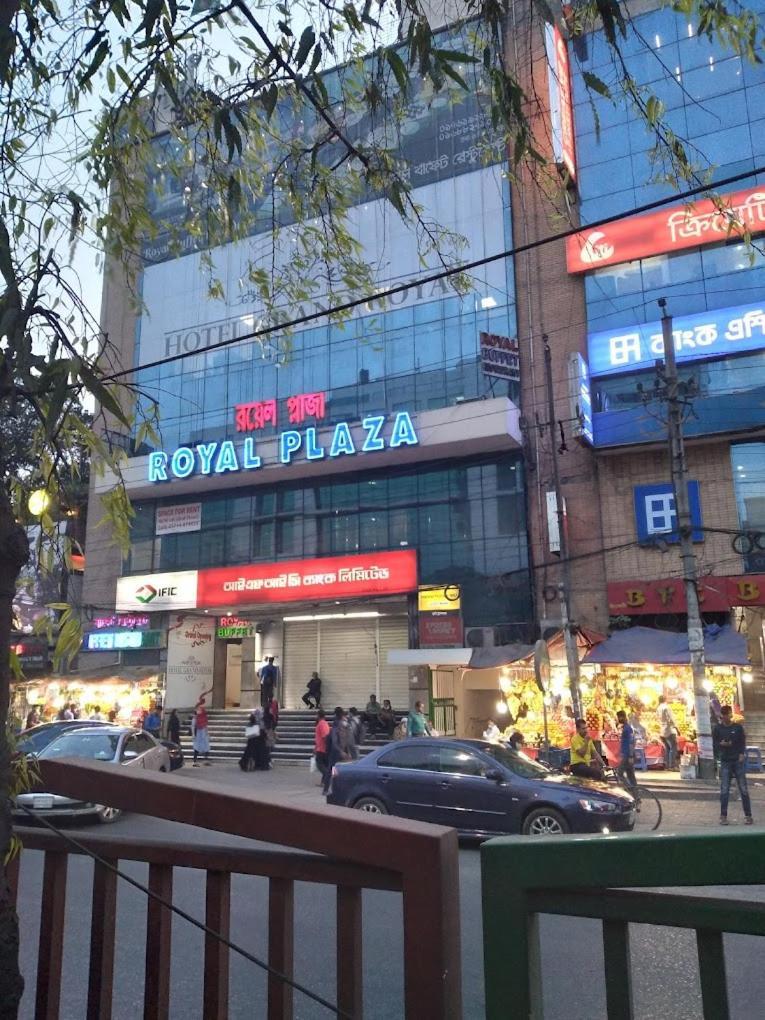 Jatra Hotel Grand Royal Dhaka Extérieur photo